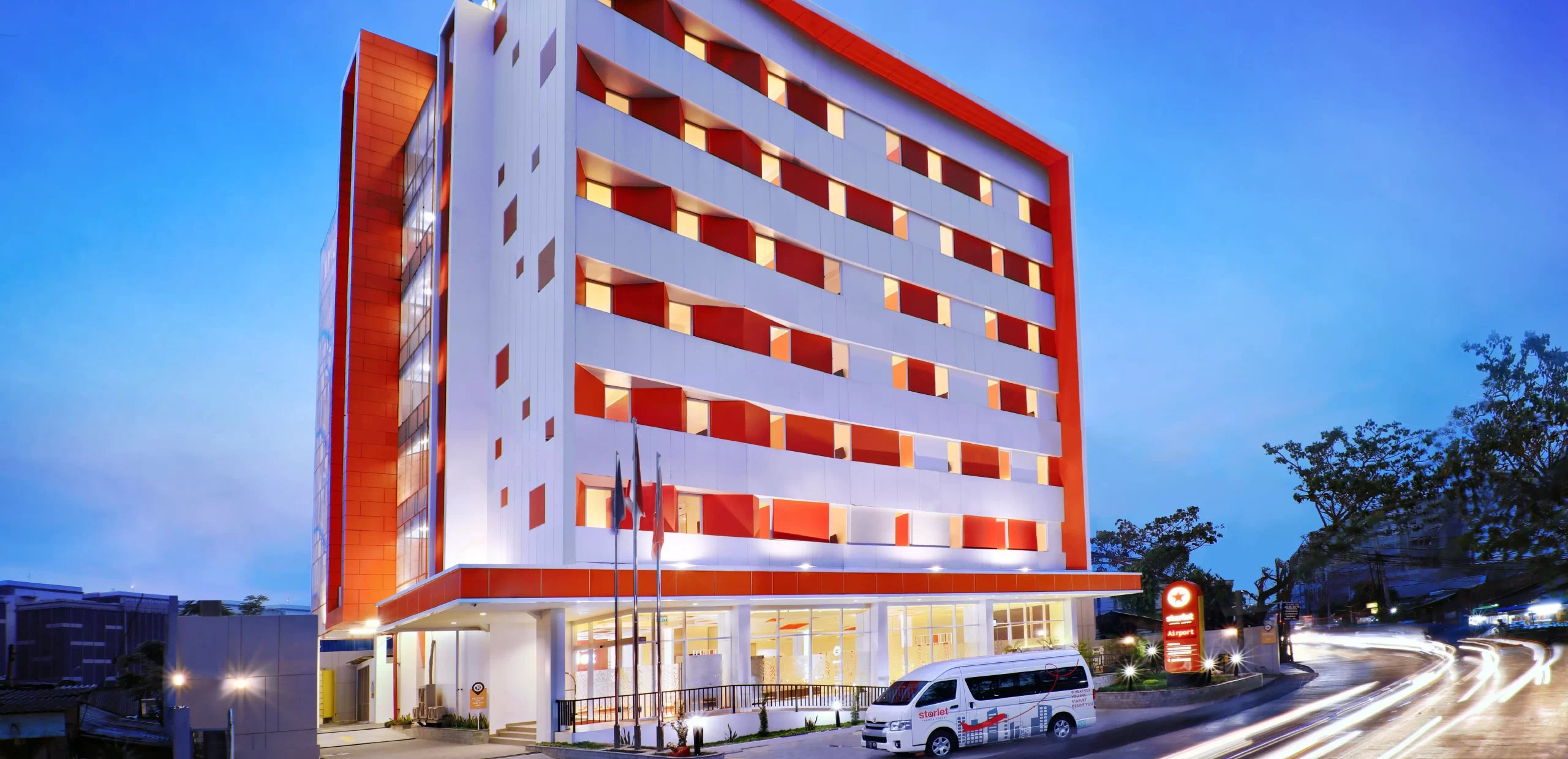 Starlet Hotel Jakarta Airport slide 1